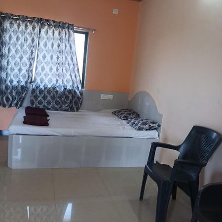 Konkan Kinara Holyday Home Stay Vihour Exterior photo